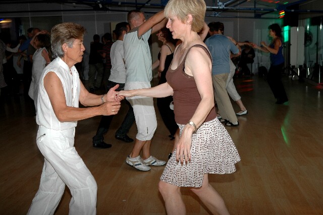 min 2008 06 28 aupra dance 106